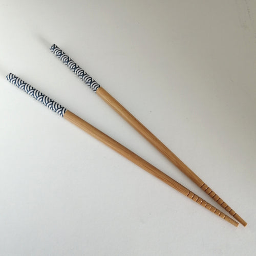 Japanske Bambus Hashi (Spisepinde) med Bølger