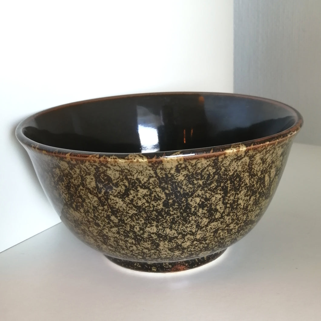 Traditionel, Vintage Matcha Skål i Mørkebrun og Beige