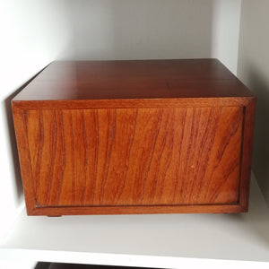 Mellem Vintage Japansk Kommode