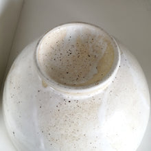 Indlæs billede til gallerivisning Stor Vintage Japansk Ramen Skål i Hvid, Brun og Turkis (med fejl)
