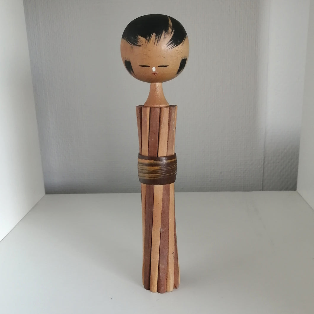 Vintage Mellem Kokeshi Dukke i Træ-Nuancer