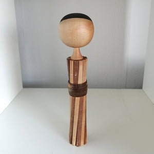 Vintage Mellem Kokeshi Dukke i Træ-Nuancer