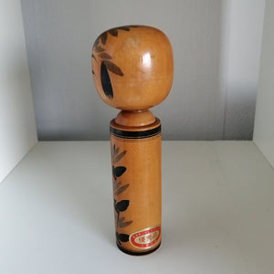 Vintage Japansk Kokeshi Dukke i Sort og Grå