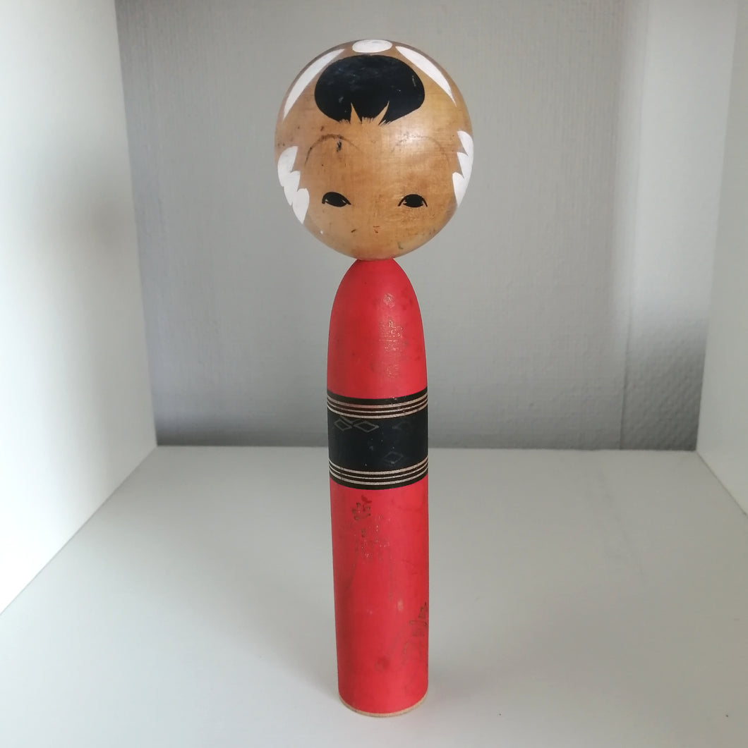Vintage Mellem Kokeshi Dukke i Rød Kimono
