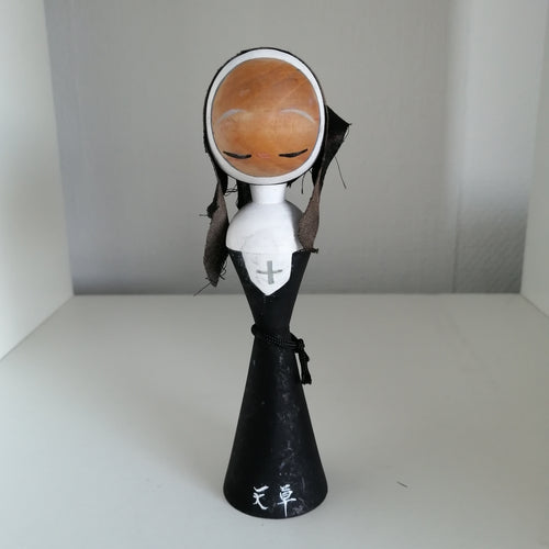 Vintage Japansk Kokeshi Nonne i Sort