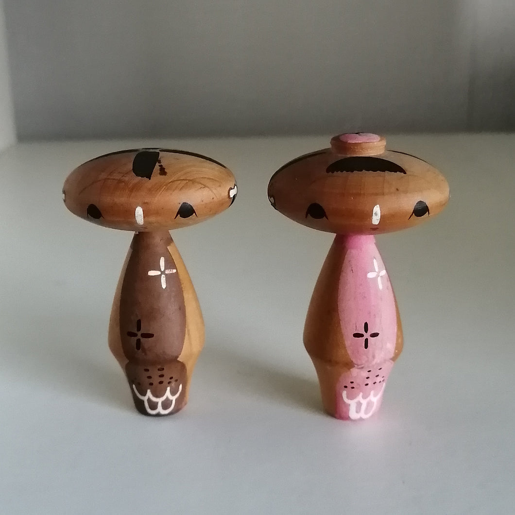 Kokeshi Dukke Søskendepar i Pink og Brun