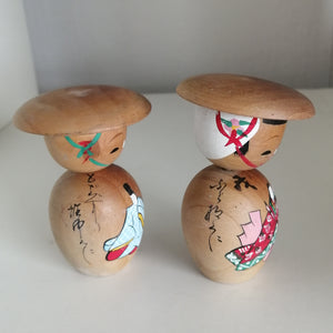 Kokeshi Dukke Par med Billede og Hat