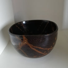 Indlæs billede til gallerivisning Traditionel, Vintage Matcha Skål i Mørkebrun og Beige