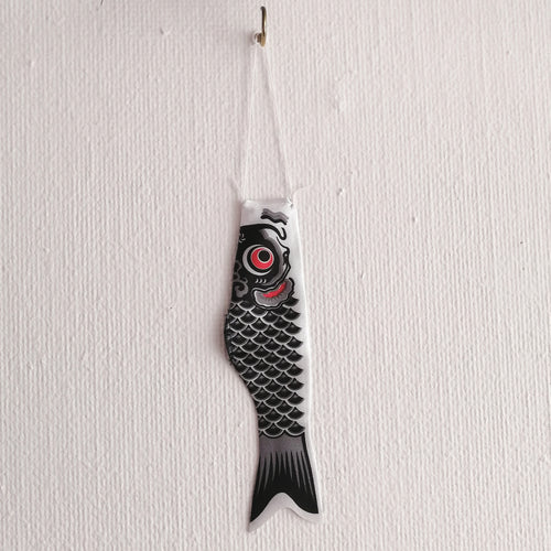 Koinobori Fisk til Ophæng, Sort (20,5 cm)