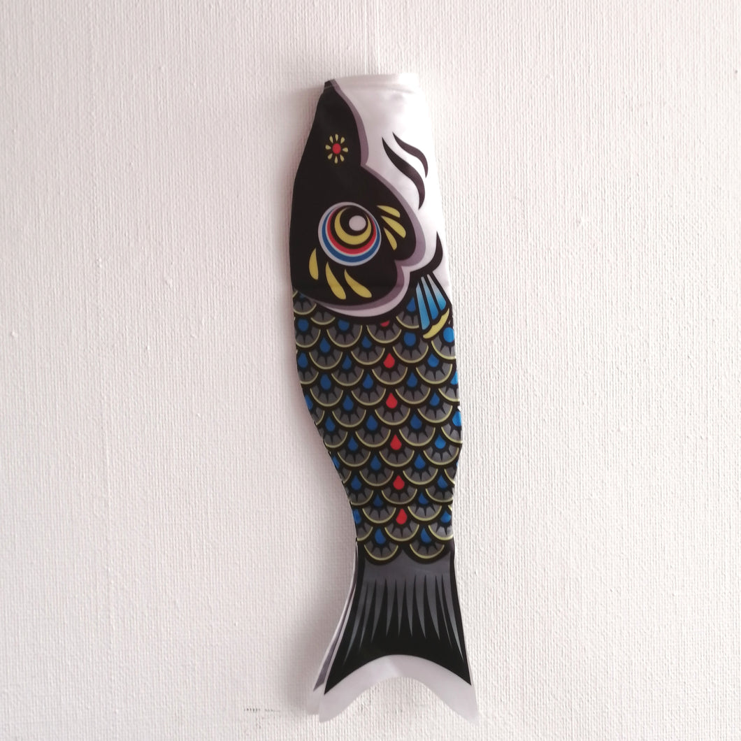Koinobori Fisk til Ophæng, Sort (61,5 cm)