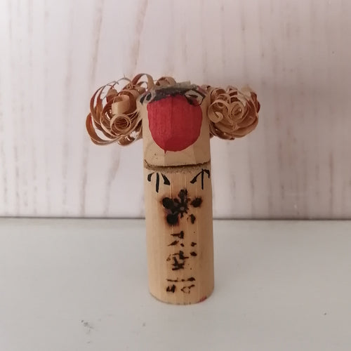 Lille Japansk Kokeshi Dukke med Blomster og Tegn