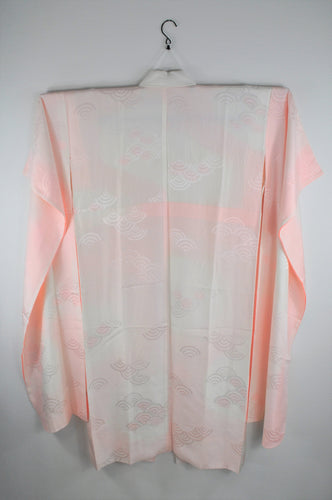 Japansk Nagajuban (Kort Kimono) med Lange Ærmer i Lys Pink og Hvid