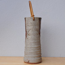 Indlæs billede til gallerivisning Vintage Japansk Vase i Grå og Brun med Bambus Hank