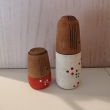 Indlæs billede til gallerivisning Kokeshi Dukke Sæt med Mønster i Prikker