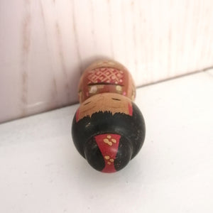 Vintage Kokeshi Dukke i Kimono og med Haori