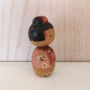 Vintage Kokeshi Dukke i Kimono og med Haori
