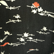 Indlæs billede til gallerivisning Vintage Japansk Haori Jakke i Sort med Blade