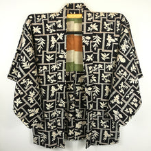 Indlæs billede til gallerivisning Vintage Japansk Haori Jakke i Sort med Blomster og Mønster
