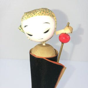 Vintage Kokeshi Dukke i Traditionelt Tøj