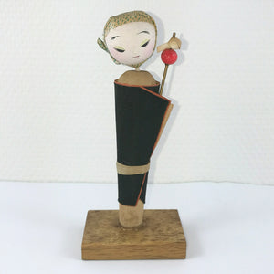 Vintage Kokeshi Dukke i Traditionelt Tøj