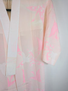Japansk Nagajuban (Kort Kimono) med Traner i Nuancer af Pink