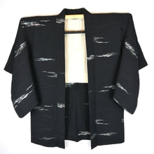Indlæs billede til gallerivisning Japansk Haori Jakke i Sort med Metalliske Dekorationer