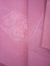 Indlæs billede til gallerivisning Japansk Kimono i Mørk Pink med Blomster