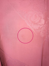 Indlæs billede til gallerivisning Japansk Kimono i Mørk Pink med Blomster