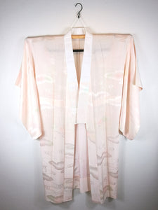 Japansk Nagajuban (Kort Kimono) med Skyer i Lys Pink