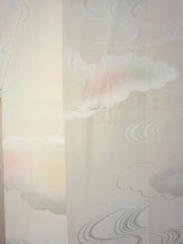 Indlæs billede til gallerivisning Japansk Nagajuban (Kort Kimono) med Skyer i Lys Pink
