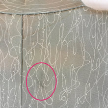 Indlæs billede til gallerivisning Japansk Haori Jakke i Grønlig Grå med Abstrakt Mønster