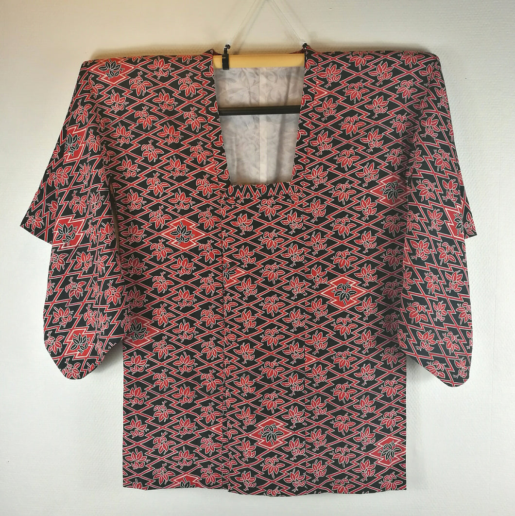 Japansk Kimono Jakke i Sort med Røde Blade