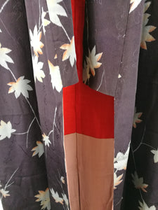 Japansk Kimono i Lilla med Blade fra Japansk Løn