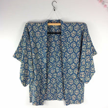 Indlæs billede til gallerivisning Vintage Japansk Haori Jakke i Blå med Blomster