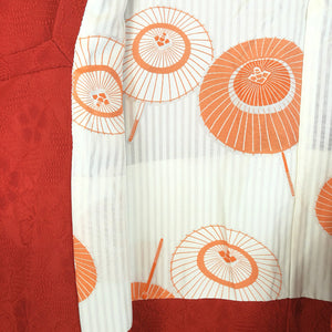 Japansk Kimono Jakke i Rød med Traditionelle Blomster